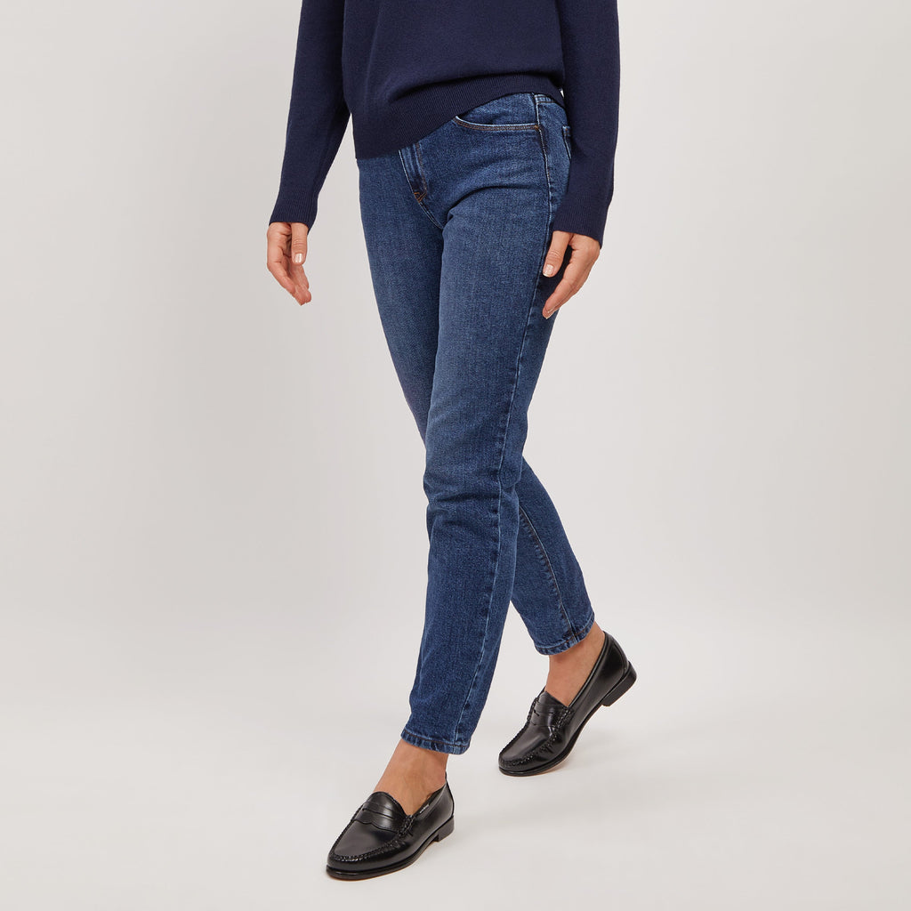 High Rise Mom Oliver Jeans