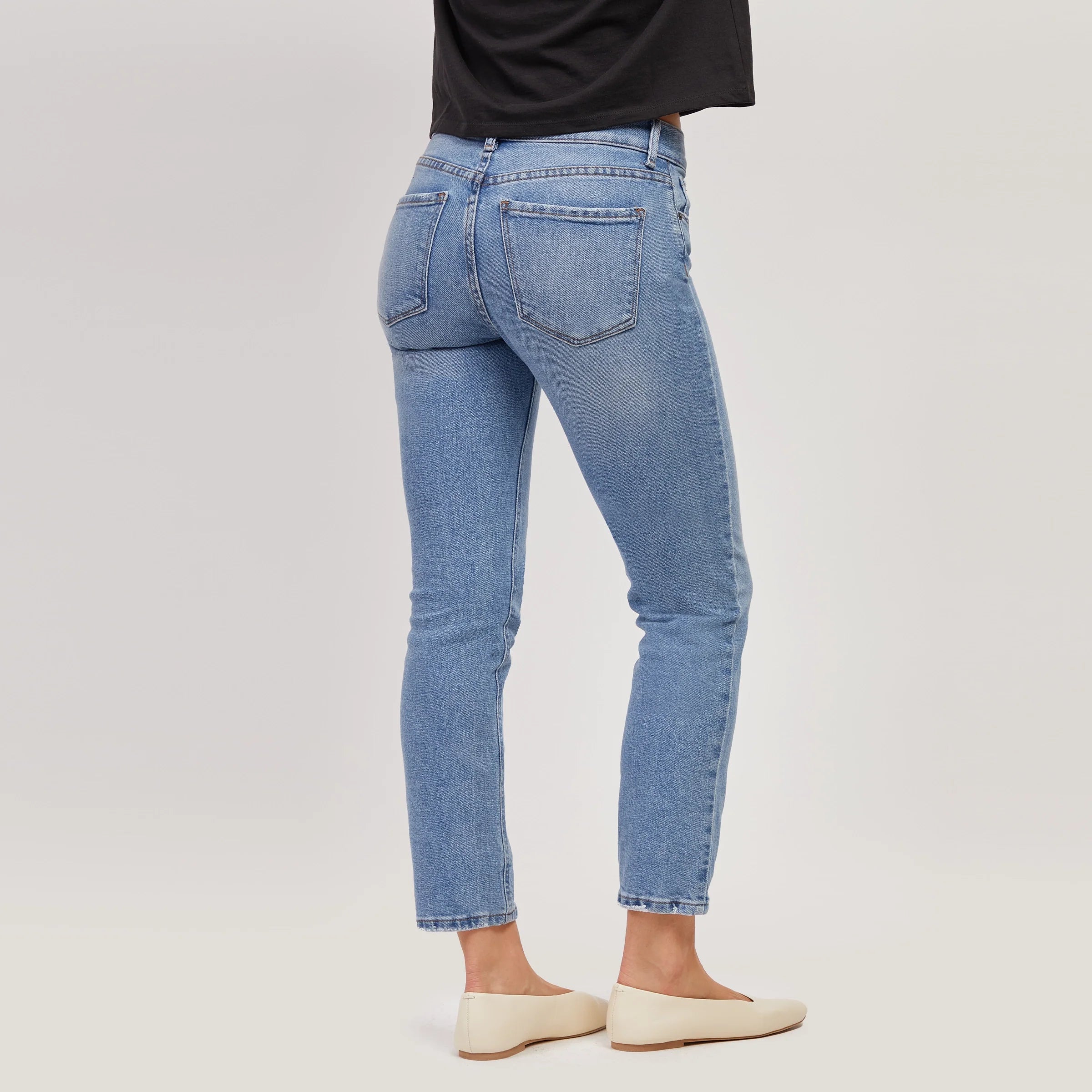 Mid Rise Slim Straight Hubert Jeans
